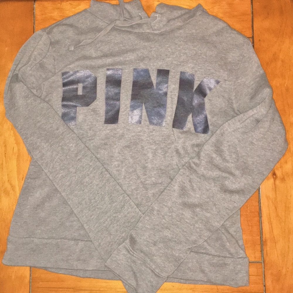 Vs pink sweater !